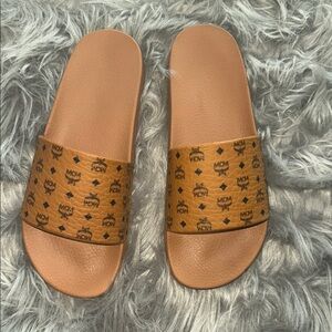 AUTHENTIC MEN MCM Tan Logo Pattern Slides